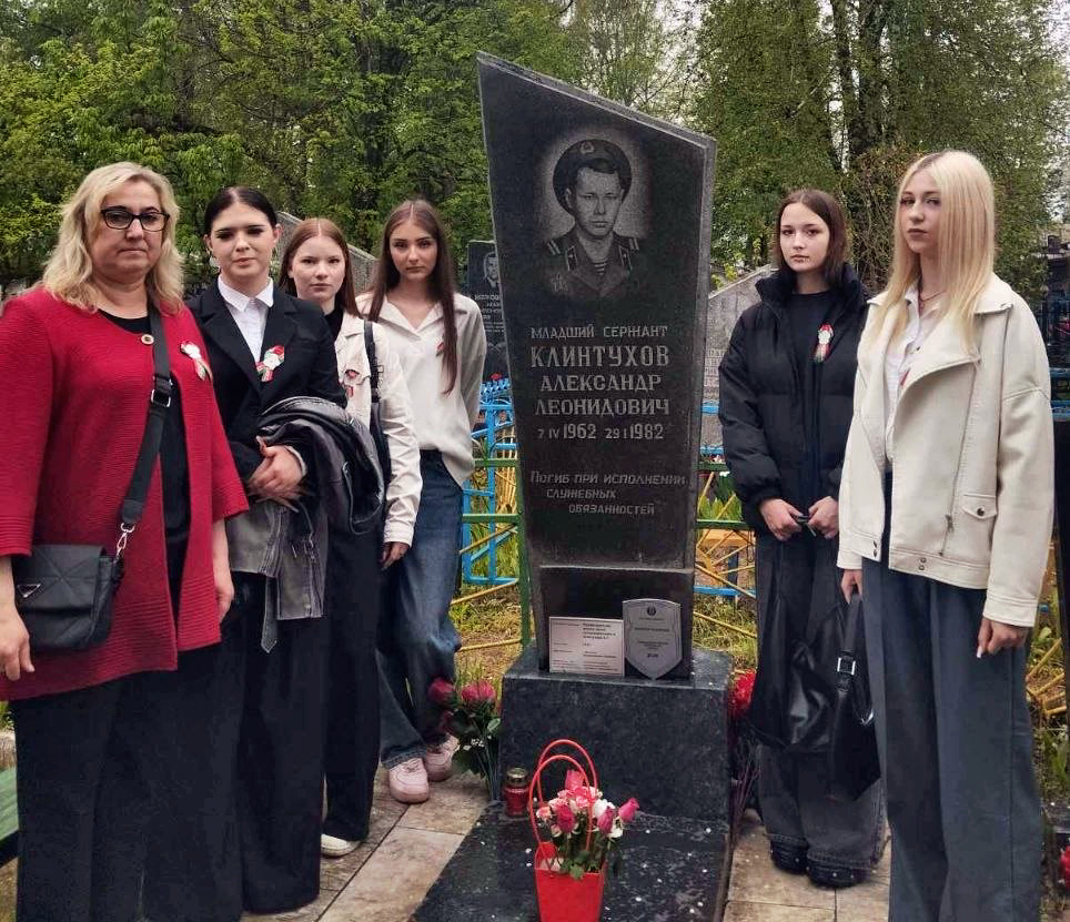 Возложение цветов к 9 мая!